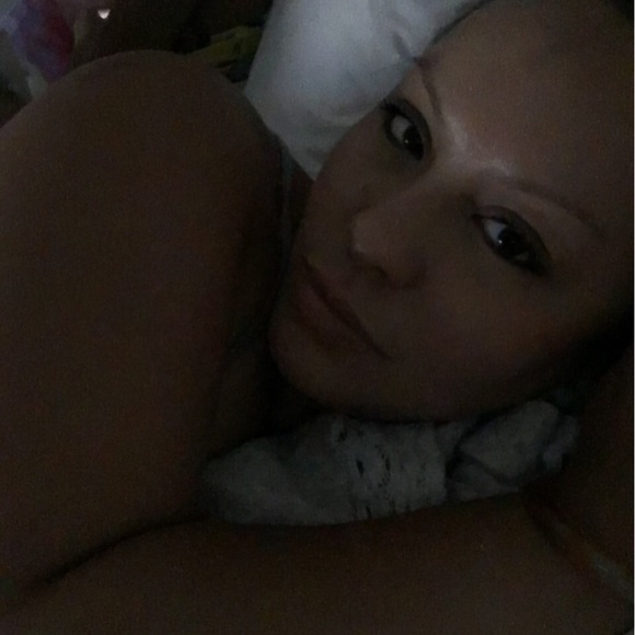 Meet your Posher, Melisa ๐ - Picture 6 of 6